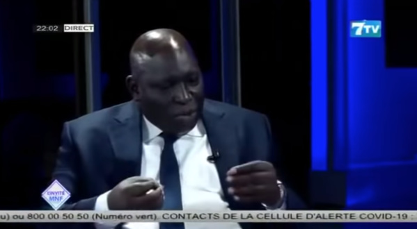 Vidéo - Madiambal Diagne persiste et signe: “La Constitution permet à Macky Sall de demander un 3e mandat” Vidéo - Madiambal Diagne persiste et signe: “La Constitution permet à Macky Sall de demander un 3e mandat”