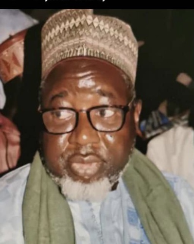 Décès du guide religieux Cheikh Oumar LY, le député Demba Babael Sow rend un vibrant hommage au chef religieux Décès du guide religieux Cheikh Oumar LY, le député Demba Babael Sow rend un vibrant hommage au chef religieux