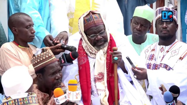 Médina Baye / Imam Cheikh Ahmed Tidiane Aly Cissé : « Seyda Mariama Niass a consacré toute sa vie à l'enseignement du Saint Coran... » Médina Baye / Imam Cheikh Ahmed Tidiane Aly Cissé : « Seyda Mariama Niass a consacré toute sa vie à l'enseignement du Saint Coran... »