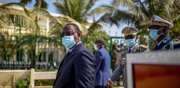 Hommage au général Niang : Le lapsus de Macky Hommage au général Niang : Le lapsus de Macky