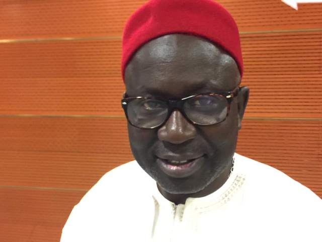 CONTRIBUTION : DEFIS ET ENJEUX D’UNE MODIFICATION DE LA CONSTITUTION SENEGALAISE CONTRIBUTION : DEFIS ET ENJEUX D’UNE MODIFICATION DE LA CONSTITUTION SENEGALAISE