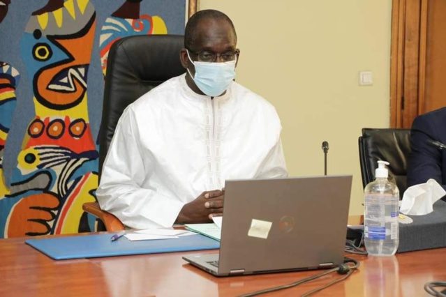 COVID-19 :La Chine offre 200.000 doses de son vaccin au Sénégal (Diouf Sarr) COVID-19 :La Chine offre 200.000 doses de son vaccin au Sénégal (Diouf Sarr)