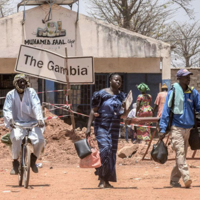 Lutte contre la Covid-19 : « Une nouvelle variante très inquiétante » détectée dans trois pays dont la Gambie (Oms) Lutte contre la Covid-19 : « Une nouvelle variante très inquiétante » détectée dans trois pays dont la Gambie (Oms)