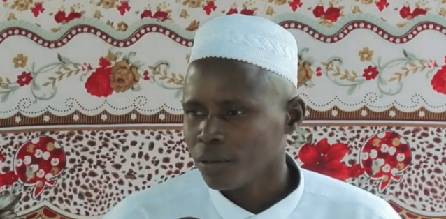 KOLDA / Arrestation de Baba Malabe Mbackeroukhou : les faits qui ont perdu le faux « prophète » de Saré Ngagne. KOLDA / Arrestation de Baba Malabe Mbackeroukhou : les faits qui ont perdu le faux « prophète » de Saré Ngagne.