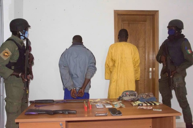 LUTTE CONTRE LE GRAND BANDITISME: La gendarmerie ferre le chef de la bande responsable de nombreux braquages au Sénégal LUTTE CONTRE LE GRAND BANDITISME: La gendarmerie ferre le chef de la bande responsable de nombreux braquages au Sénégal