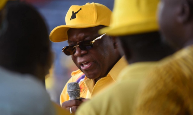 Primature : Alpha Condé reconduit Kassory Primature : Alpha Condé reconduit Kassory