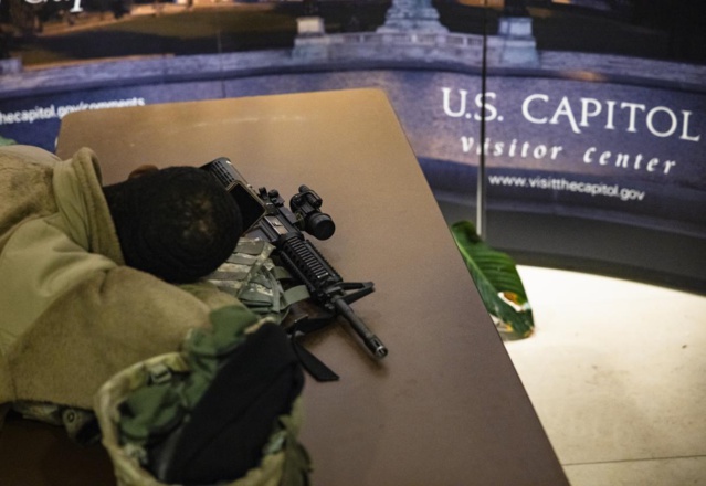 Washington se barricade avant l'investiture de Joe Biden (images)