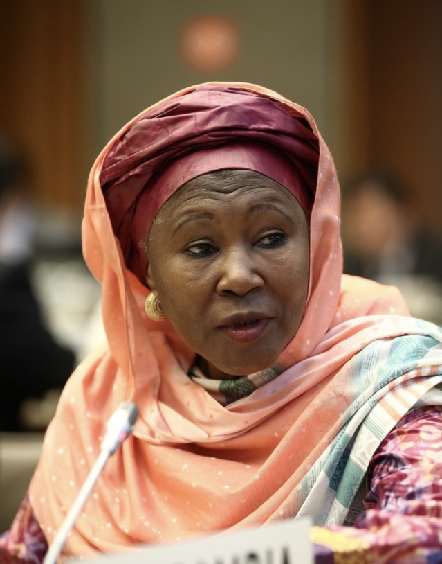 Commission de l’Union Africaine : L’ancienne vice-présidente de la Gambie, Fatoumata Tambajang, candidate au poste de vice-présidente. Commission de l’Union Africaine : L’ancienne vice-présidente de la Gambie, Fatoumata Tambajang, candidate au poste de vice-présidente.