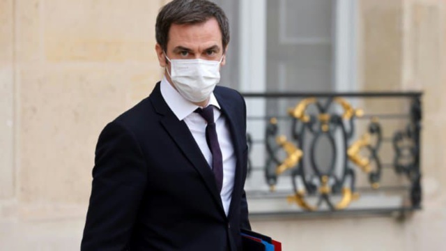Covid-19 en France : le couvre-feu perd en efficacité, selon Olivier Véran