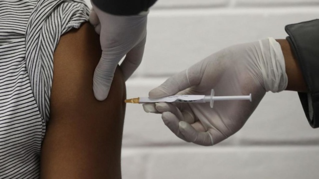 COVID: le ministère de la Santé compte vacciner 3,5millions de personnes en 2021 COVID: le ministère de la Santé compte vacciner 3,5millions de personnes en 2021