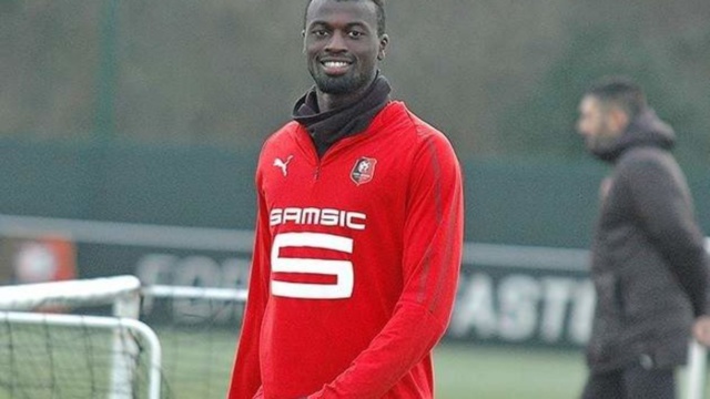 NIANG RESTE À RENNES... NIANG RESTE À RENNES...