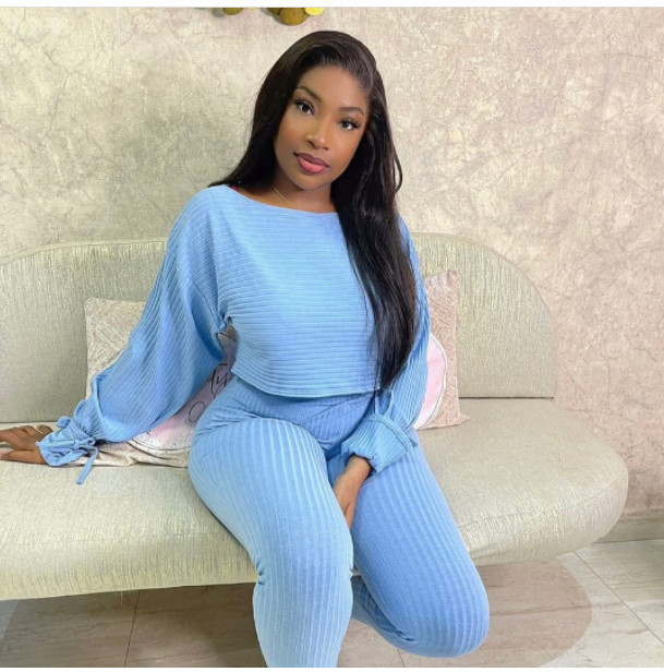 Vénus, la ravissante fille de Youssou Ndour affole les internautes avec ses dernières photos Vénus, la ravissante fille de Youssou Ndour affole les internautes avec ses dernières photos