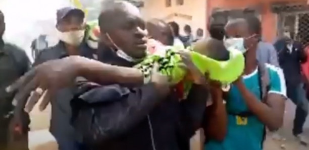 Affrontements chez Sonko: Un manifestant atteint à la tête Affrontements chez Sonko: Un manifestant atteint à la tête