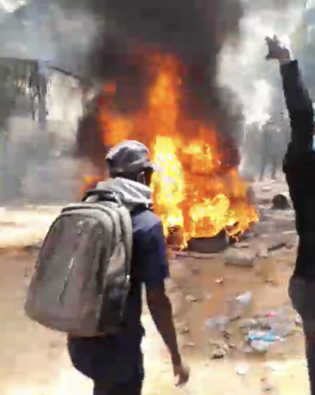 Affrontements entre partisans de Sonko et forces de l’ordre : Entre tirs de lacrymogènes, jets de pierres, plusieurs arrestations et dégâts matériels importants...