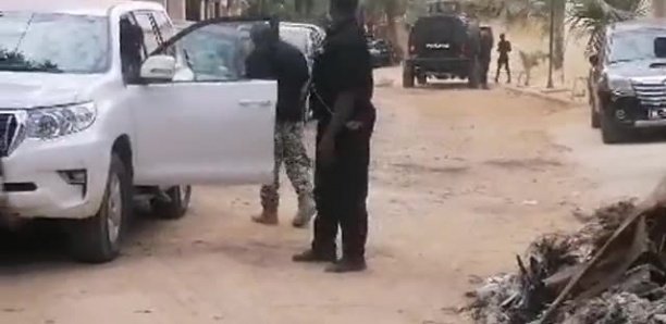 Suivez la Sortie d'Ousmane Sonko