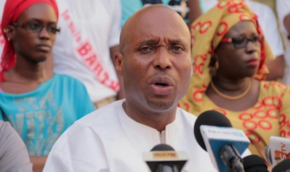 BARTHÉLÉMY DIAS "Au-delà de l’émotion et de la sensation, résister est un devoir..." BARTHÉLÉMY DIAS "Au-delà de l’émotion et de la sensation, résister est un devoir..."