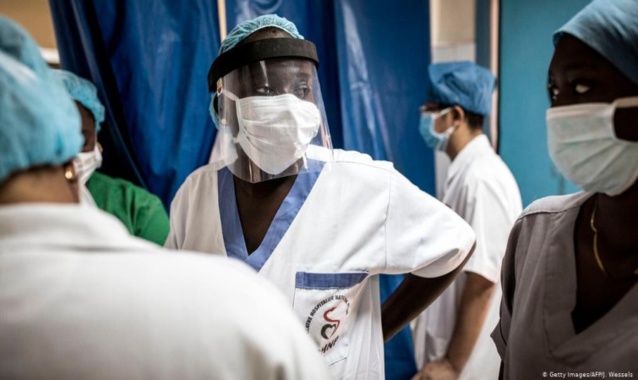 COVID-19 : LE SÉNÉGAL S’APPROCHE DE LA BARRE DES 900 MORTS
