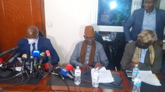 Maître Massokhna Kane sur la convocation de Sonko par le juge du 8ème cabinet : « Nous lui avons conseillé, mais il est le seul qui pourra répondre » Maître Massokhna Kane sur la convocation de Sonko par le juge du 8ème cabinet : « Nous lui avons conseillé, mais il est le seul qui pourra répondre »