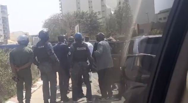 Ousmane Sonko finalement conduit devant le juge d'instruction