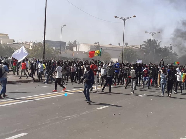 Les Premières Images de la mobilisation.... A La Place De L'obélisque... Les Premières Images de la mobilisation.... A La Place De L'obélisque...