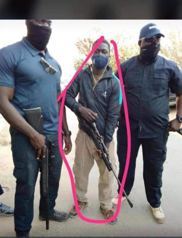 Les graves révélations de Barthelemy Dias: " J'insiste, je persiste et signe c'est Aly Mané, maire de Paoscoto, qui a recruté les nervis (...) Aminata Mbengue Ndiaye est irresponsable (...)" Les graves révélations de Barthelemy Dias: " J'insiste, je persiste et signe c'est Aly Mané, maire de Paoscoto, qui a recruté les nervis (...) Aminata Mbengue Ndiaye est irresponsable (...)"