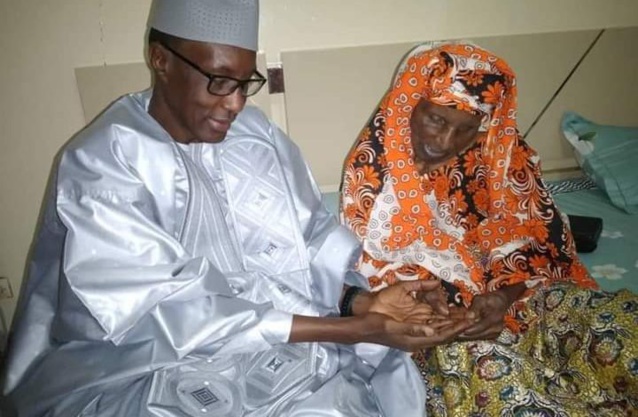 Quelques jours après le décès sa grand-mère, Mamour Diallo vient de perdre sa...mère