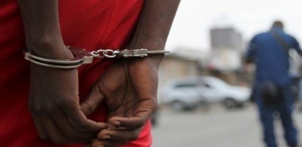 Un Français accuse son amie Sénégalaise de lui avoir escroqué 940 millions Un Français accuse son amie Sénégalaise de lui avoir escroqué 940 millions