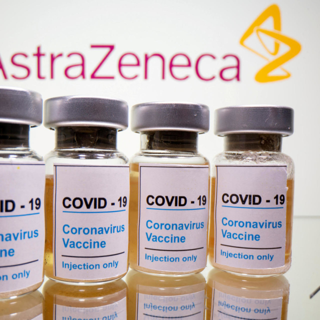 La France a suspendu le vaccin AstraZeneca contre le Covid-19   à cause des cas de... thromboses