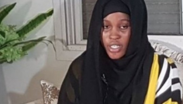 Affaire Adji Sarr – La jeune masseuse dit être enceinte des œuvres d’Ousmane Sonko Affaire Adji Sarr – La jeune masseuse dit être enceinte des œuvres d’Ousmane Sonko