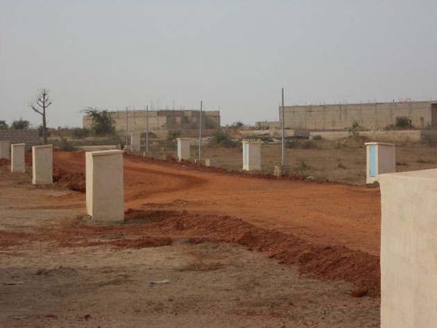 Foncier de l’aéroport SENGHOR : les Lébous de Yoff réclament 250 hectares Foncier de l’aéroport SENGHOR : les Lébous de Yoff réclament 250 hectares