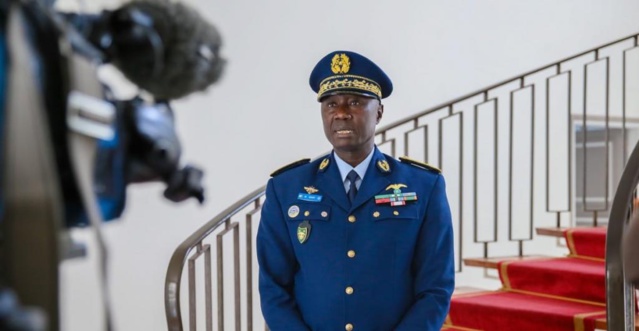 TRIBUNE - Hommage de l'Anamis au Général d’armée aérien Birame DIOP, CEMGA sortant TRIBUNE - Hommage de l'Anamis au Général d’armée aérien Birame DIOP, CEMGA sortant
