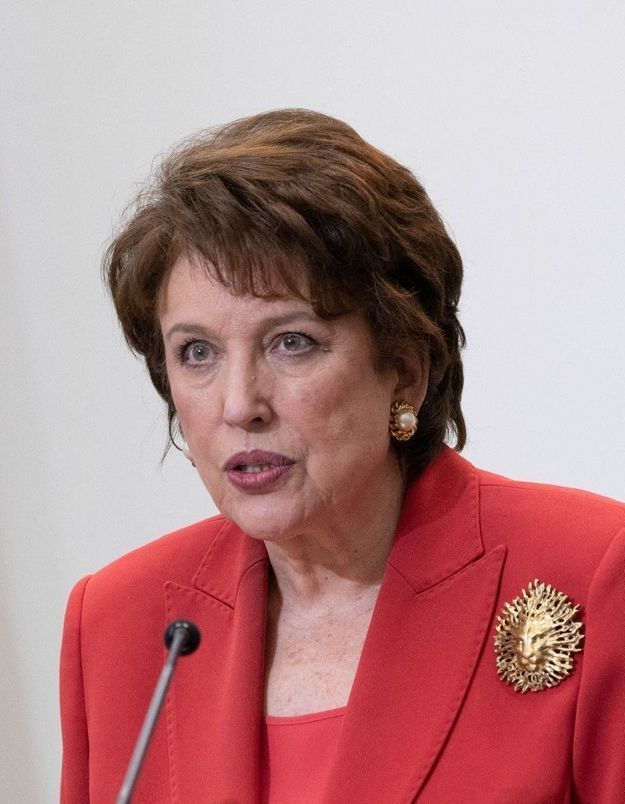  Covid-19 : Roselyne Bachelot, la ministre française de la Culture, hospitalisée