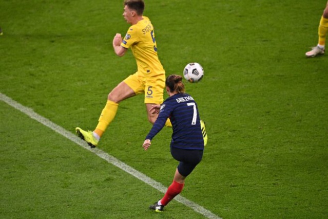 Mondial-2022 : la France débute mal les qualifications avec un nul contre l'Ukraine