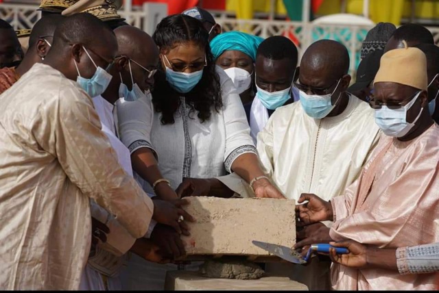 PIKINE : POSE DE LA PREMIÈRE PIERRE DE LA MAISON DE LA JEUNESSE ET DE LA CITOYENNETÉ & LANCEMENT OFFICIEL DU PROJET. PIKINE : POSE DE LA PREMIÈRE PIERRE DE LA MAISON DE LA JEUNESSE ET DE LA CITOYENNETÉ & LANCEMENT OFFICIEL DU PROJET.