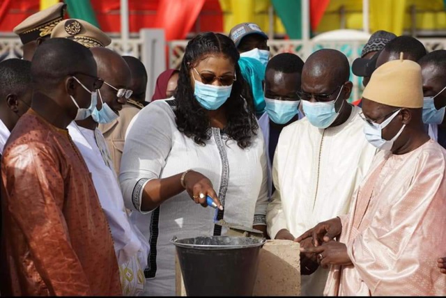 PIKINE : POSE DE LA PREMIÈRE PIERRE DE LA MAISON DE LA JEUNESSE ET DE LA CITOYENNETÉ & LANCEMENT OFFICIEL DU PROJET. PIKINE : POSE DE LA PREMIÈRE PIERRE DE LA MAISON DE LA JEUNESSE ET DE LA CITOYENNETÉ & LANCEMENT OFFICIEL DU PROJET.