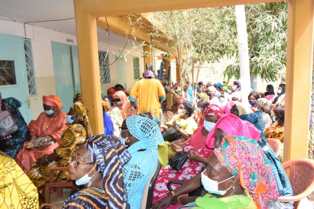 Thiès- Séminaire de Formation pour les femmes de Habib Niang de l'APR sur la gestion des financements (texte et vidéo) Thiès- Séminaire de Formation pour les femmes de Habib Niang de l'APR sur la gestion des financements (texte et vidéo)