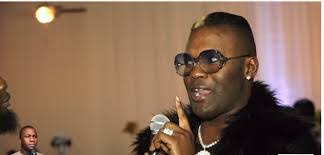 Pape Mbaye, grièvement blessé par balles aux Etats-Unis, survit Pape Mbaye, grièvement blessé par balles aux Etats-Unis, survit