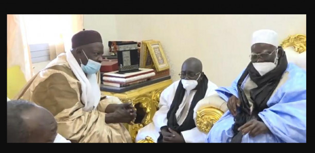 Touba : Serigne Mansour Sy Djamil présente ses condoléances à Serigne Mountakha Touba : Serigne Mansour Sy Djamil présente ses condoléances à Serigne Mountakha