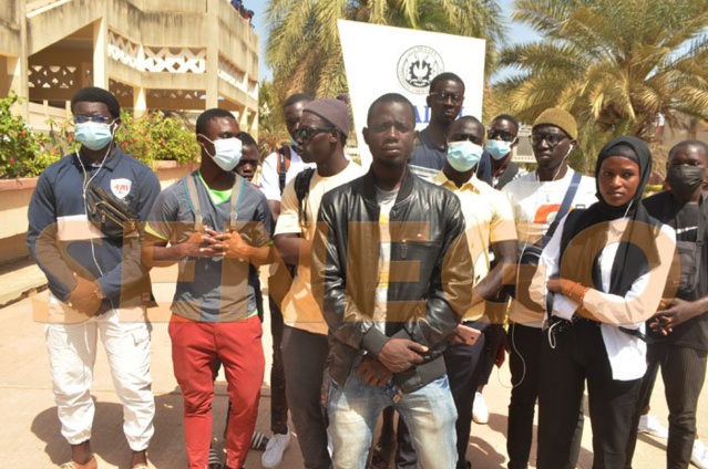 6854 bacheliers non-orientés : Cheikh O. Hann démenti, dérogation exigée… 6854 bacheliers non-orientés : Cheikh O. Hann démenti, dérogation exigée…