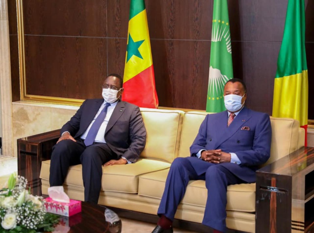 Les images de l'arrivée du Pr Macky Sall à Brazzaville Les images de l'arrivée du Pr Macky Sall à Brazzaville