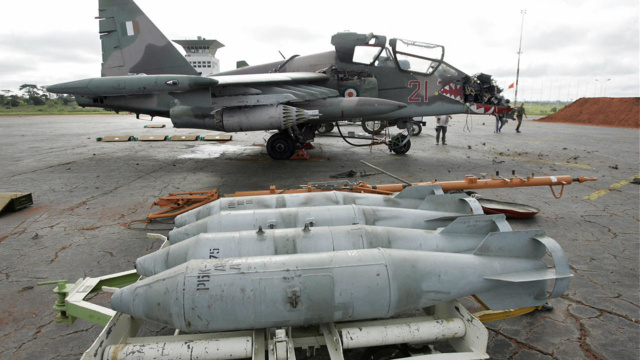 Procès du bombardement de Bouaké: les trois accusés condamnés à la réclusion à perpétuité Procès du bombardement de Bouaké: les trois accusés condamnés à la réclusion à perpétuité