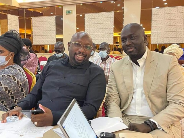 Après les meetings des apéristes, Benno Bokk Yaakar en séminaire dans un Palace – À quoi rime cette débauche de dépenses ostentatoires ? Après les meetings des apéristes, Benno Bokk Yaakar en séminaire dans un Palace – À quoi rime cette débauche de dépenses ostentatoires ?