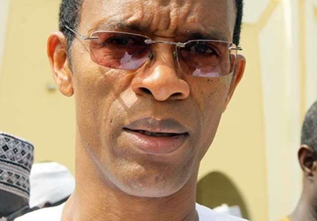 Visite mouvementée à Joal - Le ministre ALIOUNE NDOYE  hué Visite mouvementée à Joal - Le ministre ALIOUNE NDOYE  hué