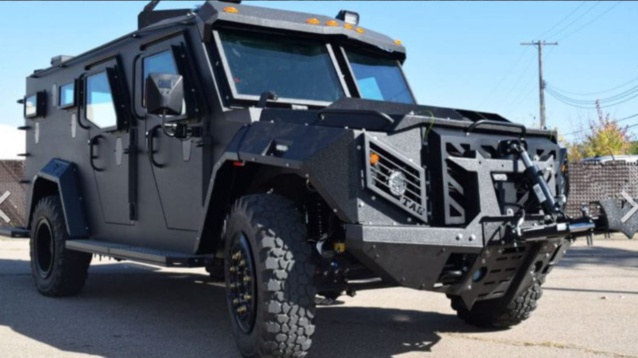 Riposte anti-émeute : la police nationale va être équipée de nouveaux véhicules blindés TAG Riposte anti-émeute : la police nationale va être équipée de nouveaux véhicules blindés TAG