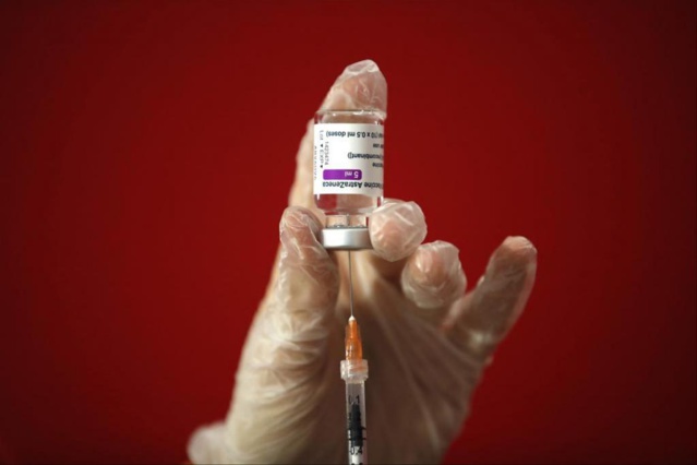 Vaccins: l'UE a lancé une action en justice contre AstraZeneca Vaccins: l'UE a lancé une action en justice contre AstraZeneca