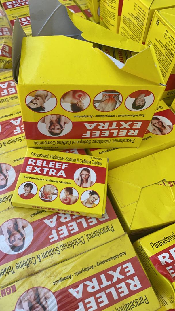 Opérations « coup de poing » d’envergure : De faux médicaments, du chanvre indien, des cargaisons de sachets plastiques et de l’engrais saisis. Opérations « coup de poing » d’envergure : De faux médicaments, du chanvre indien, des cargaisons de sachets plastiques et de l’engrais saisis.