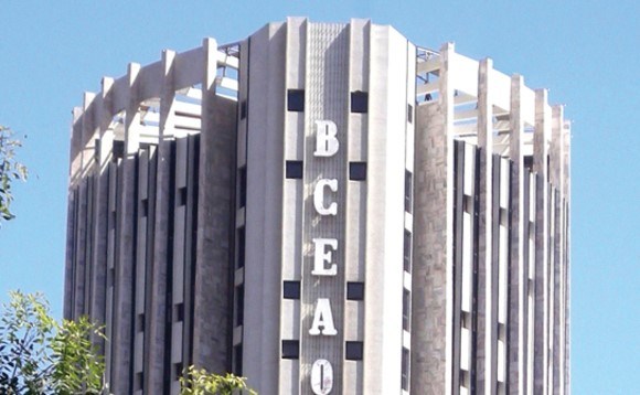 Mise en circulation prochaine d’un billet de 50.000 francs Cfa – La BCEAO dément catégoriquement Mise en circulation prochaine d’un billet de 50.000 francs Cfa – La BCEAO dément catégoriquement