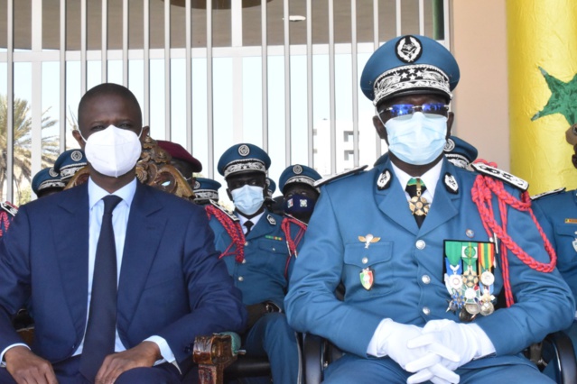 Cérémonie d'installation du nouveau Directeur général de la Police nationale Cérémonie d'installation du nouveau Directeur général de la Police nationale