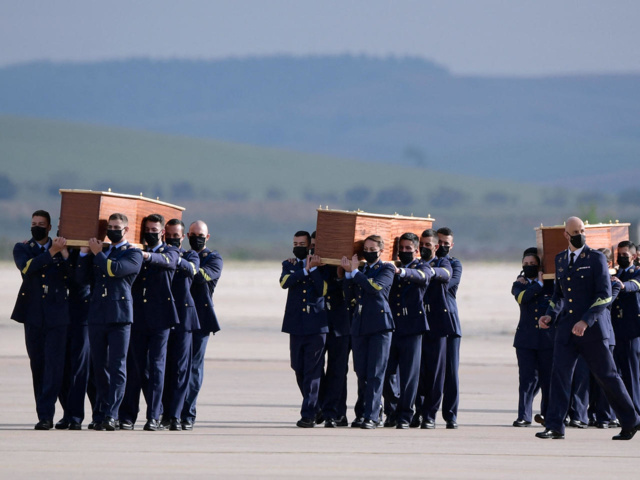 Les dépouilles des 3 Européens tués au Burkina ont été rapatriées en Espagne Les dépouilles des 3 Européens tués au Burkina ont été rapatriées en Espagne