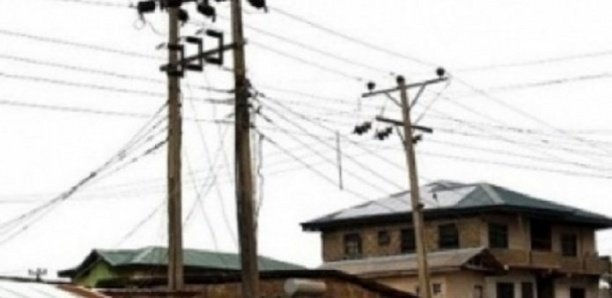 Drame à Kolda: Un garçon de 11 ans chute mortellement d'un poteau électrique Drame à Kolda: Un garçon de 11 ans chute mortellement d'un poteau électrique